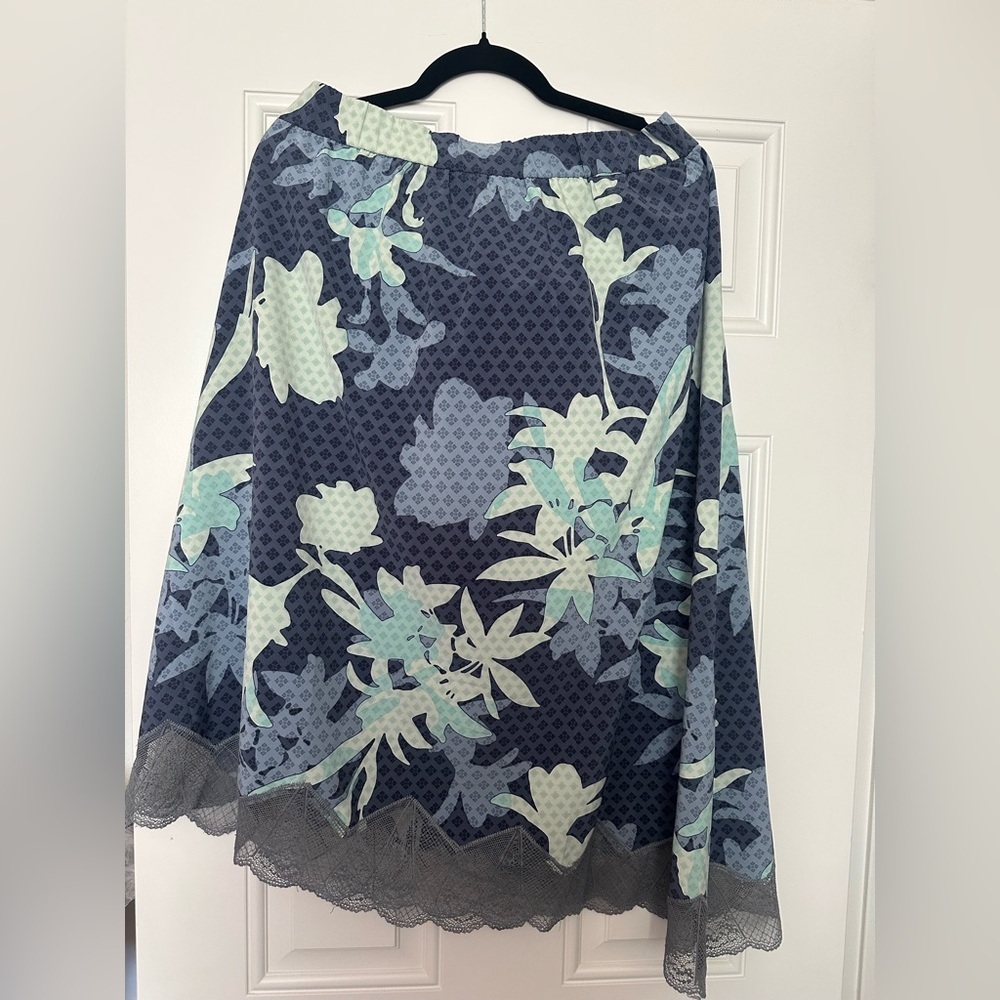 LOGO By Lori Goldstein Floral Lace Hem Asymmetrical skirt size XL